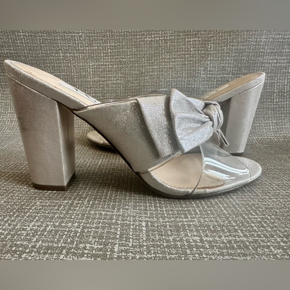 Nina New York Silver Bow Heels Sz 8.5M Clear Strap Block Sandals Wedding Evening - Picture 4 of 14